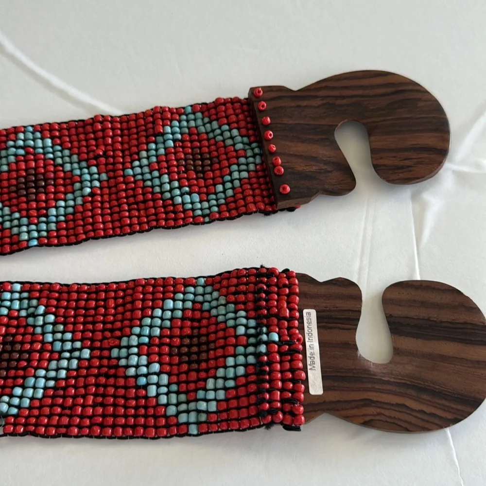 LC Women Handcrafted Orange Seed Beaded Stretch Belt with Wooden Buckle